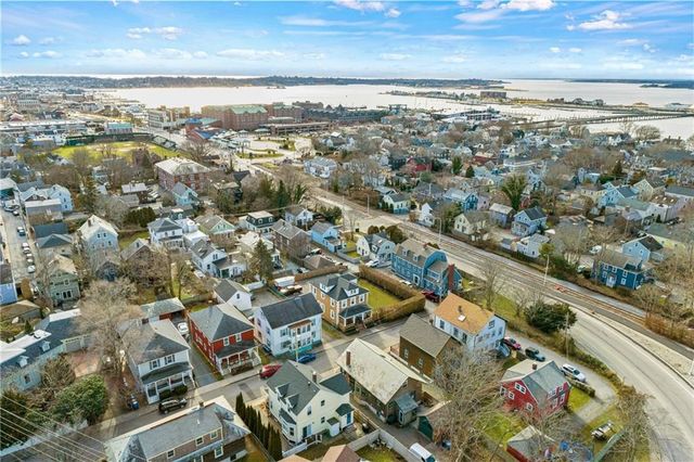 10 Braman Street 2, Newport, RI 02840