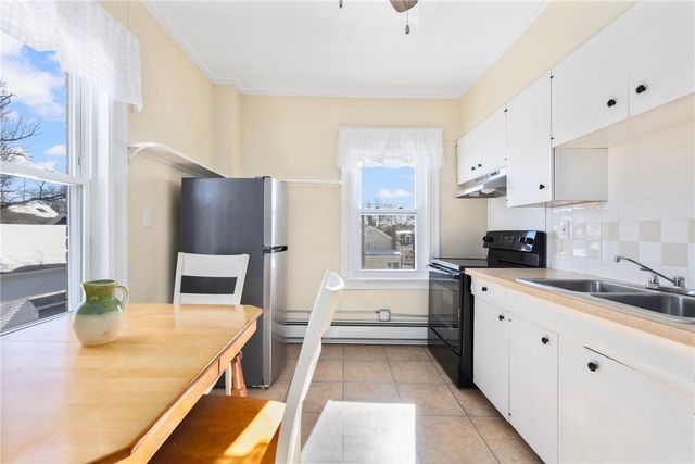 10 Braman Street 2, Newport, RI 02840