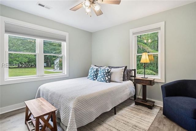 164 Paige Point Blf, Seabrook, SC 29940