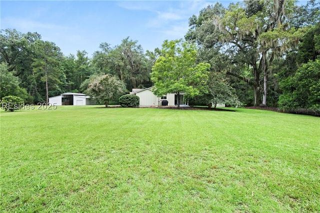 164 Paige Point Blf, Seabrook, SC 29940