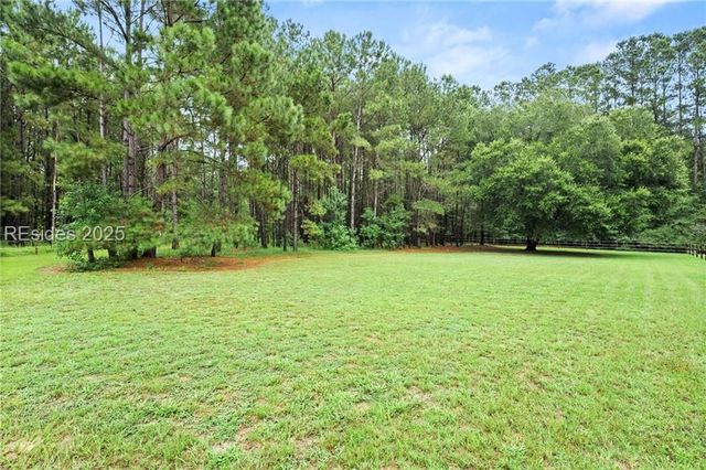 164 Paige Point Blf, Seabrook, SC 29940