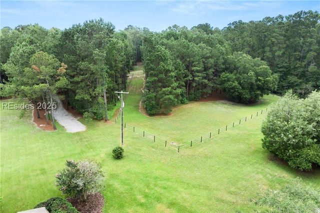 164 Paige Point Blf, Seabrook, SC 29940