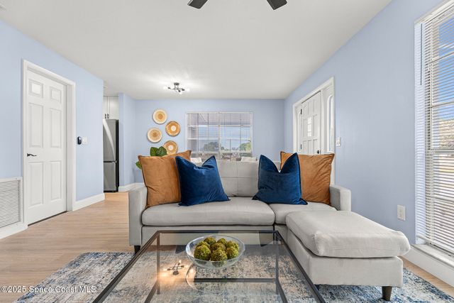 668 Thomas Jefferson Lane, Melbourne, FL 32904