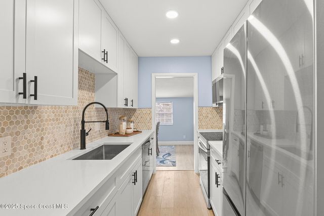 668 Thomas Jefferson Lane, Melbourne, FL 32904