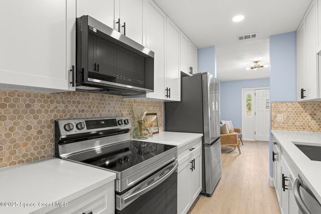 668 Thomas Jefferson Lane, Melbourne, FL 32904