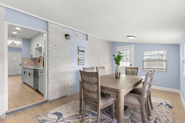 668 Thomas Jefferson Lane, Melbourne, FL 32904