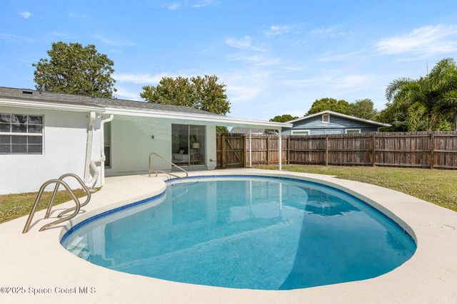 668 Thomas Jefferson Lane, Melbourne, FL 32904