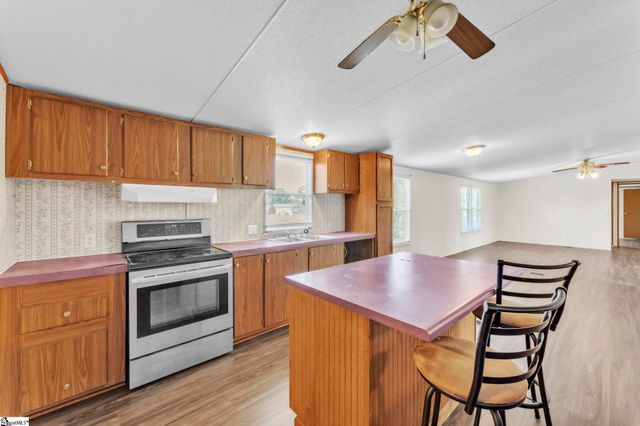3459 Sc-92 Highway, Gray Court, SC 29645