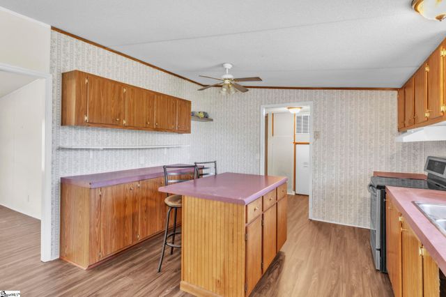 3459 Sc-92 Highway, Gray Court, SC 29645