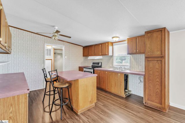 3459 Sc-92 Highway, Gray Court, SC 29645