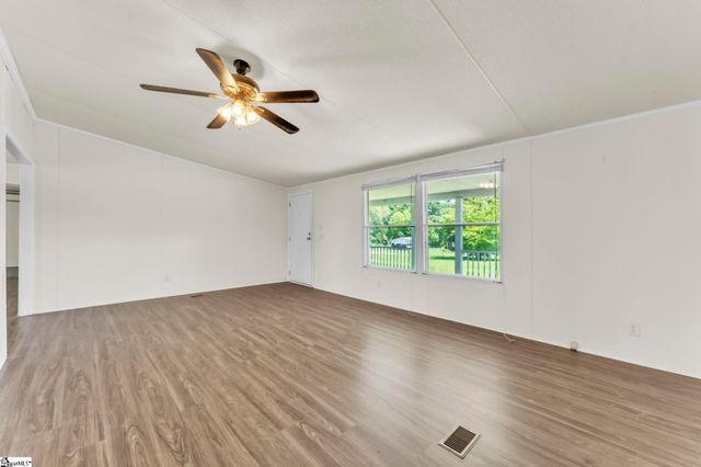 3459 Sc-92 Highway, Gray Court, SC 29645