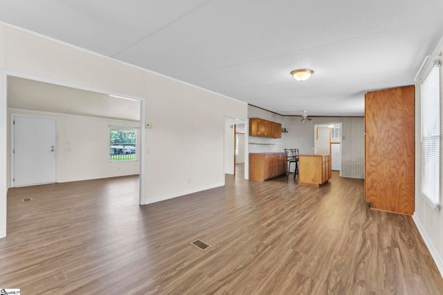 3459 Sc-92 Highway, Gray Court, SC 29645