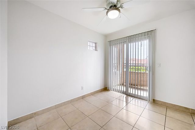 9325 West Desert Inn Road 177, Las Vegas, NV 89117