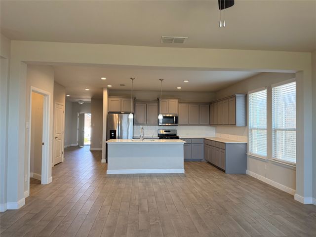 1132 Kirkham Way, Fort Worth, TX 76052