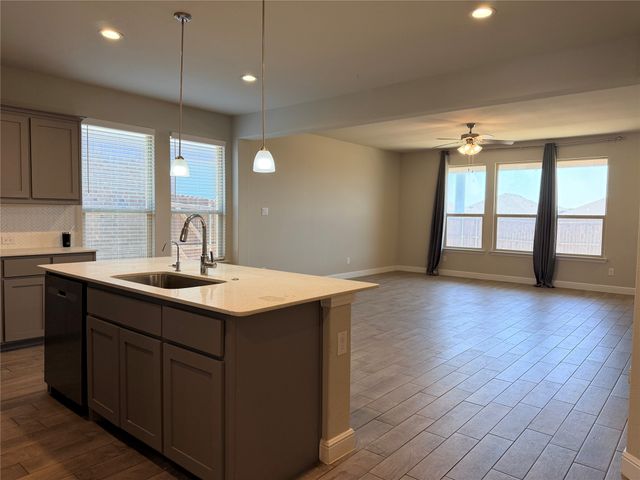1132 Kirkham Way, Fort Worth, TX 76052