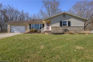6121 Erie Avenue NW, Canal Fulton, OH 44614