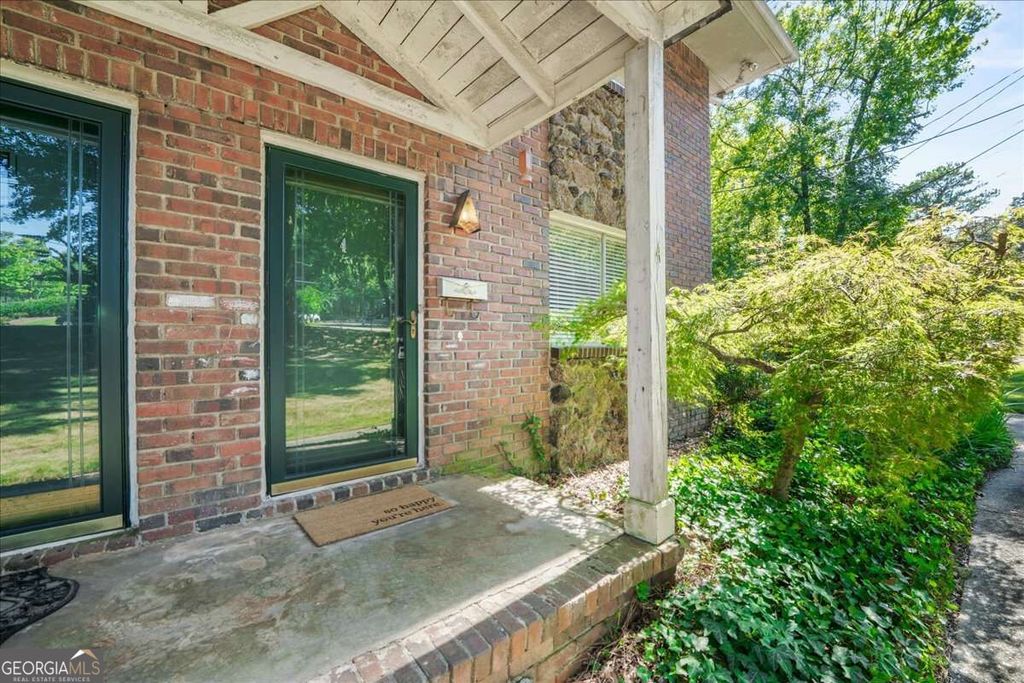 2412 Peachwood Circle NE 4, Atlanta, GA 30345 — photo 2