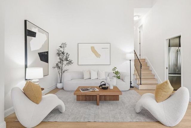 909 Apricot Avenue C, Campbell, CA 95008