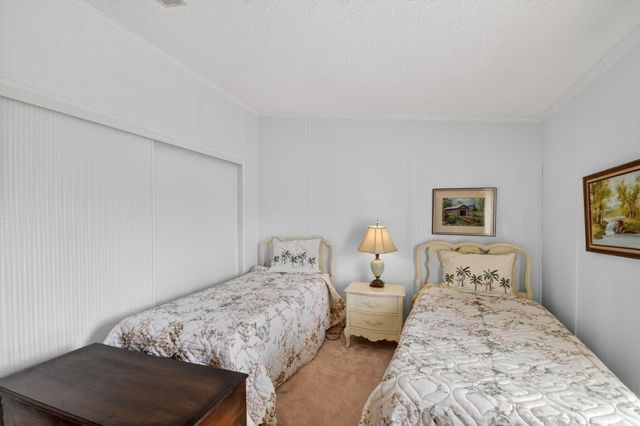 4290 Meadow View Drive, Boynton Beach, FL 33436