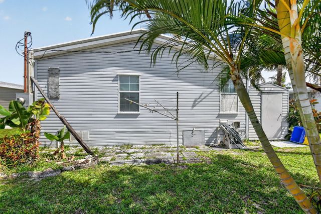 4290 Meadow View Drive, Boynton Beach, FL 33436