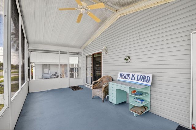 4290 Meadow View Drive, Boynton Beach, FL 33436