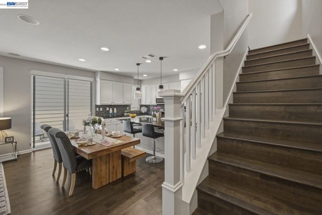 388 C St, Hayward, CA 94541