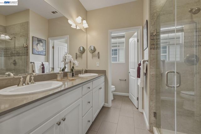 388 C St, Hayward, CA 94541