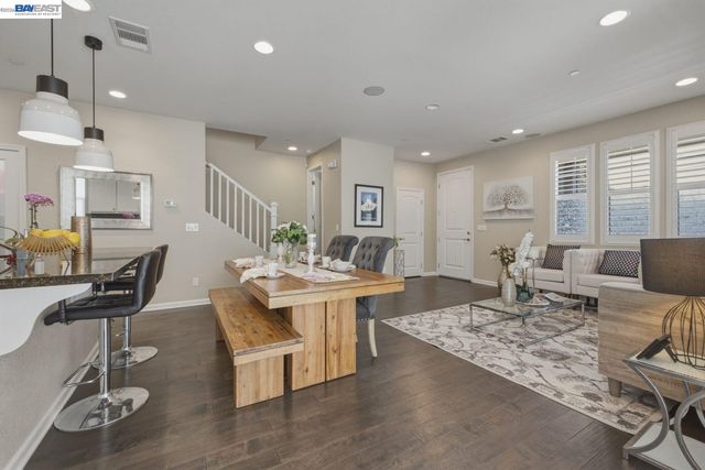 388 C St, Hayward, CA 94541