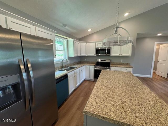 1441 Old Stage Road, Chilhowie, VA 24319