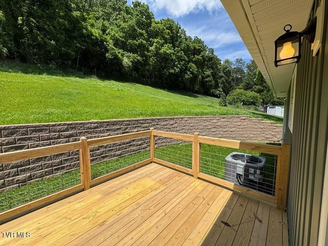 1441 Old Stage Road, Chilhowie, VA 24319