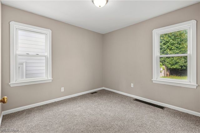 4403 W 57th Street, Cleveland, OH 44144