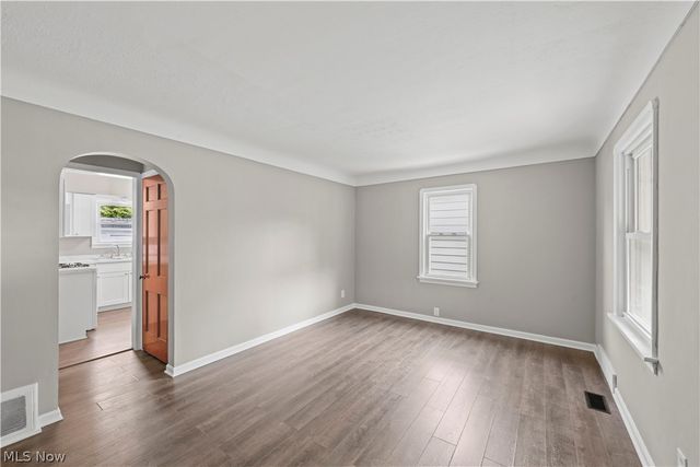 4403 W 57th Street, Cleveland, OH 44144