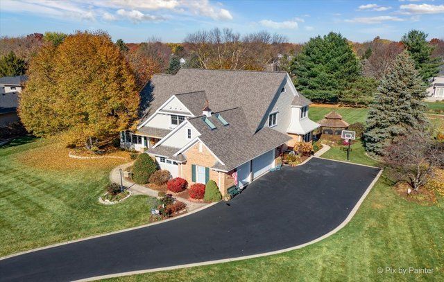 37 River Ridge Drive, Sleepy Hollow, IL 60118