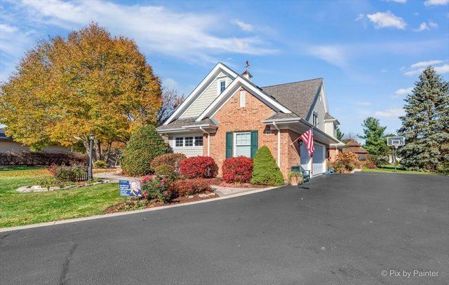 37 River Ridge Drive, Sleepy Hollow, IL 60118