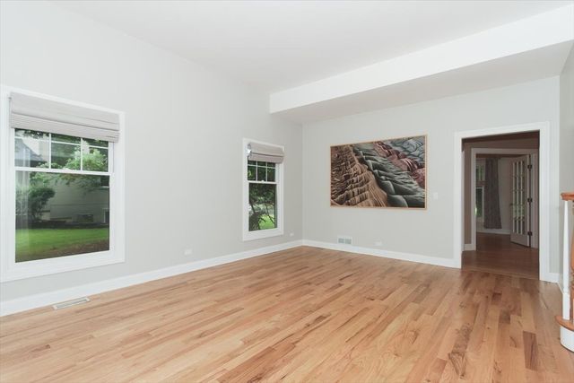 37 River Ridge Drive, Sleepy Hollow, IL 60118