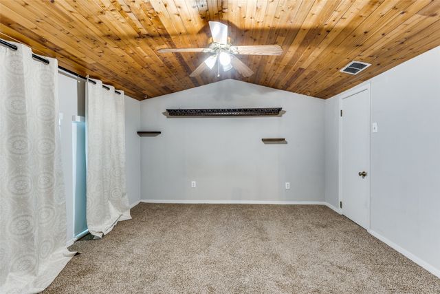 220 N Jarvis Lane, Azle, TX 76020