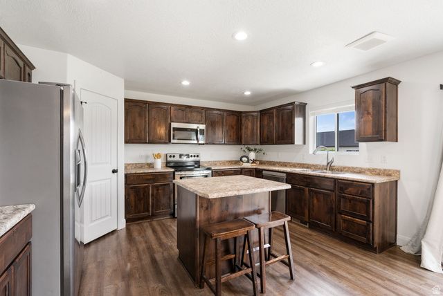 1002 S 130 E, Salem, UT 84653