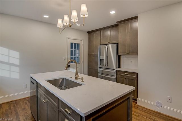 770 Oaklawn Avenue, Winston-salem, NC 27104