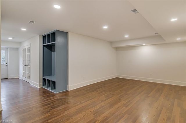 770 Oaklawn Avenue, Winston-salem, NC 27104