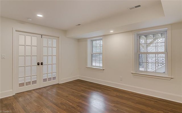 770 Oaklawn Avenue, Winston-salem, NC 27104