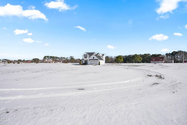 3936 Kemet Drive, Zebulon, NC 27597