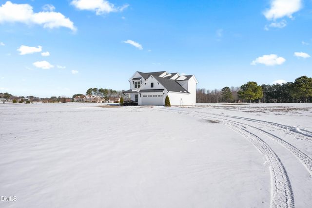 3936 Kemet Drive, Zebulon, NC 27597