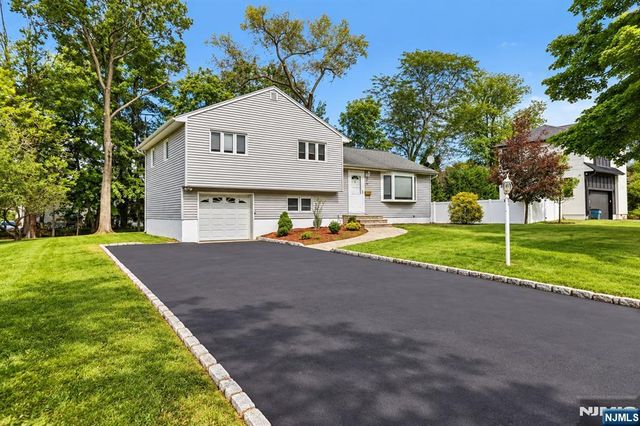 63 Susan Drive, Closter, NJ 07624