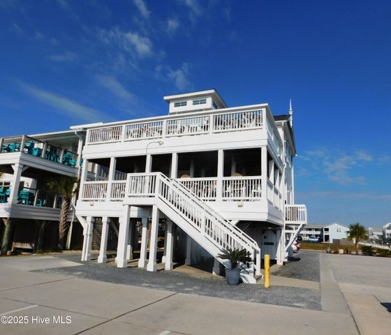7535 Wallace Place SW, Sunset Beach, NC 28468