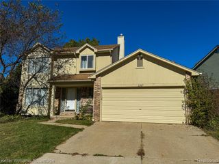 2867 Woodmont Drive, Canton, MI 48188