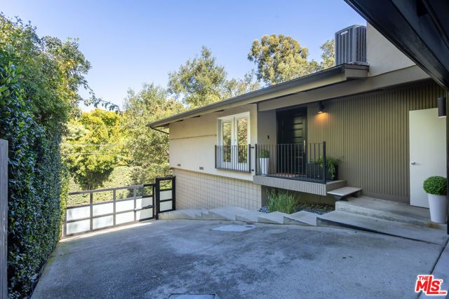 11922 Sunshine Terrace, Studio City (los Angeles), CA 91604