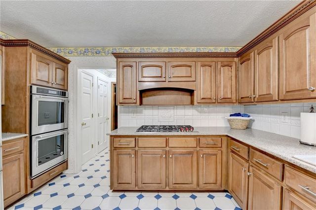 3879 Rainforest Circle, Peachtree Corners, GA 30092