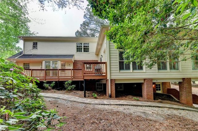3879 Rainforest Circle, Peachtree Corners, GA 30092