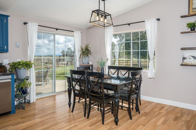 5660 William Ln, Lincoln, CA 95648