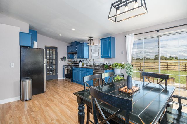 5660 William Ln, Lincoln, CA 95648